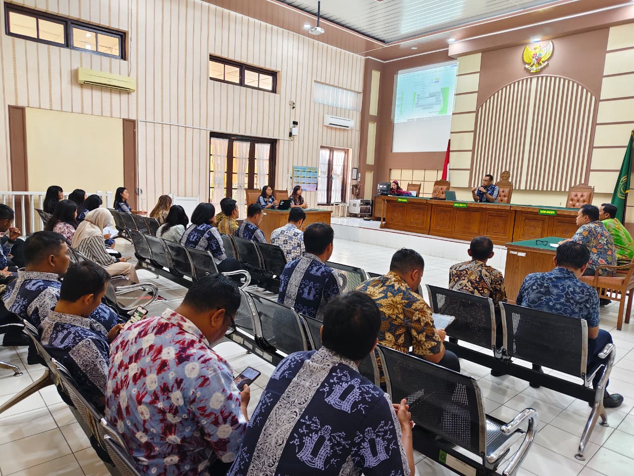 Rapat Evaluasi dan Capaian Kinerja Bulan Mei Tahun 2026 Pengadilan Negeri Tebing Tinggi 